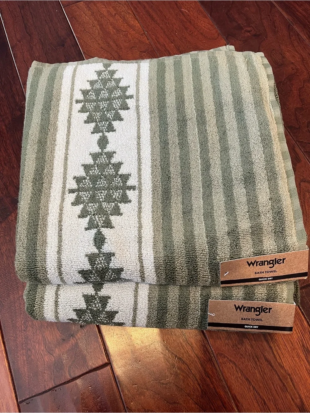 Wrangler Quick Dry Green and Cream Southwestern Stripe Bath and Hand Towel Set